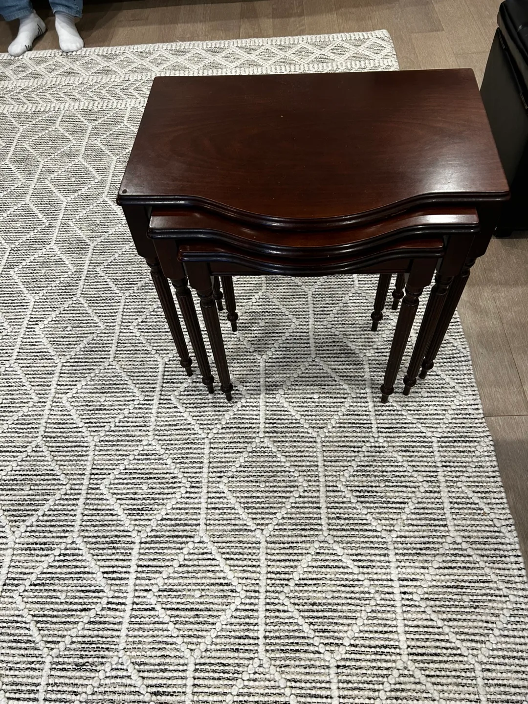 Set of 3 Nesting Tables thumbnail