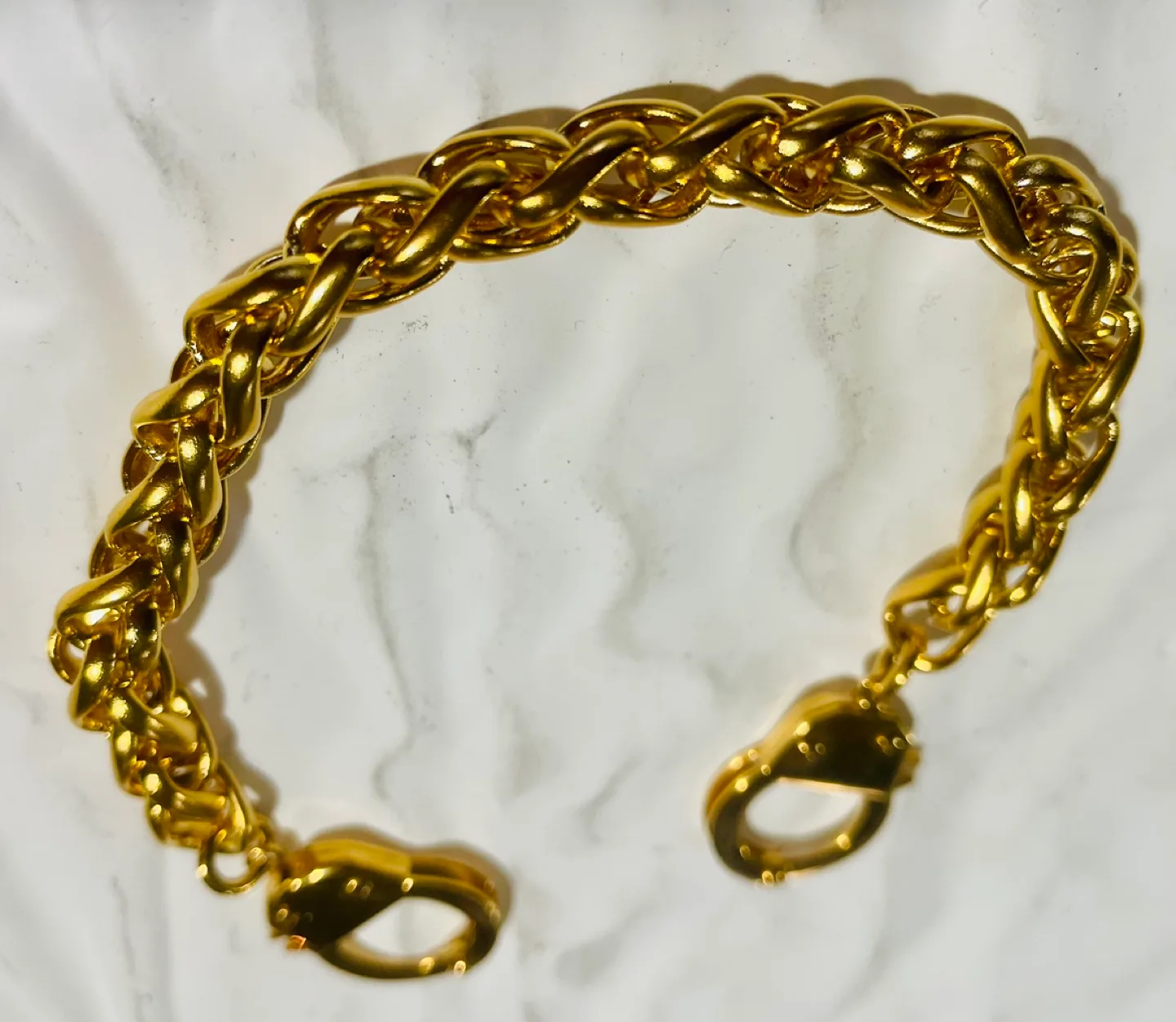 Joseph Nogucci Golden Handcuff Bracelet image indicator(5)