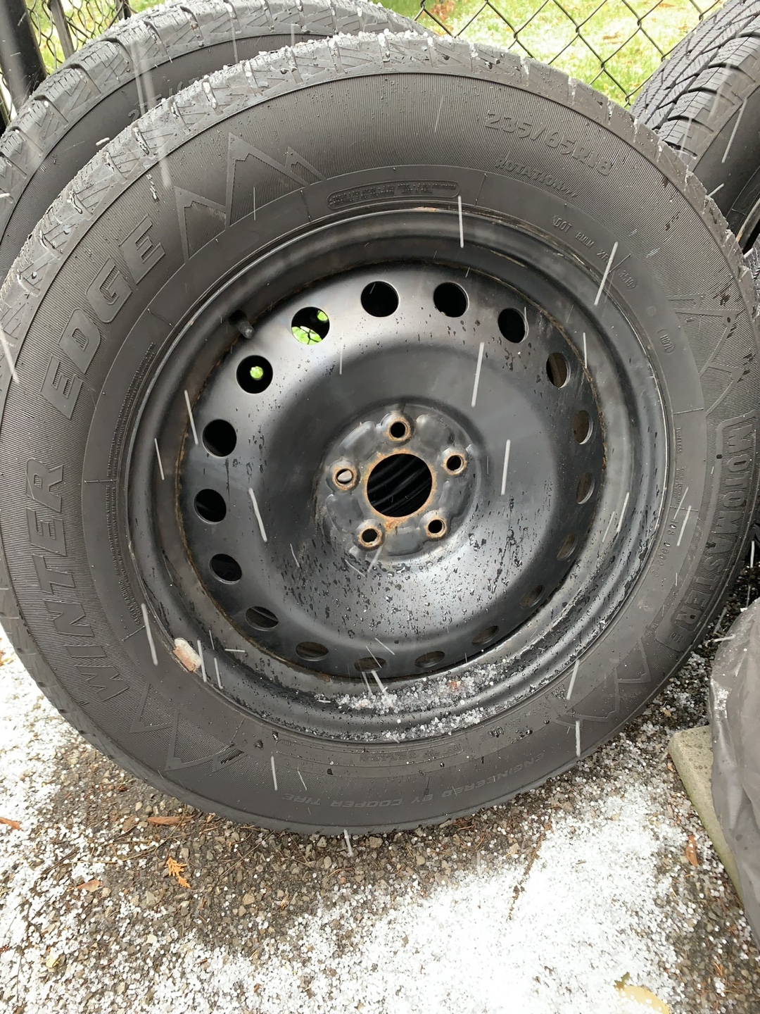 Set of 4 Winter Tires & Rims - photo 2