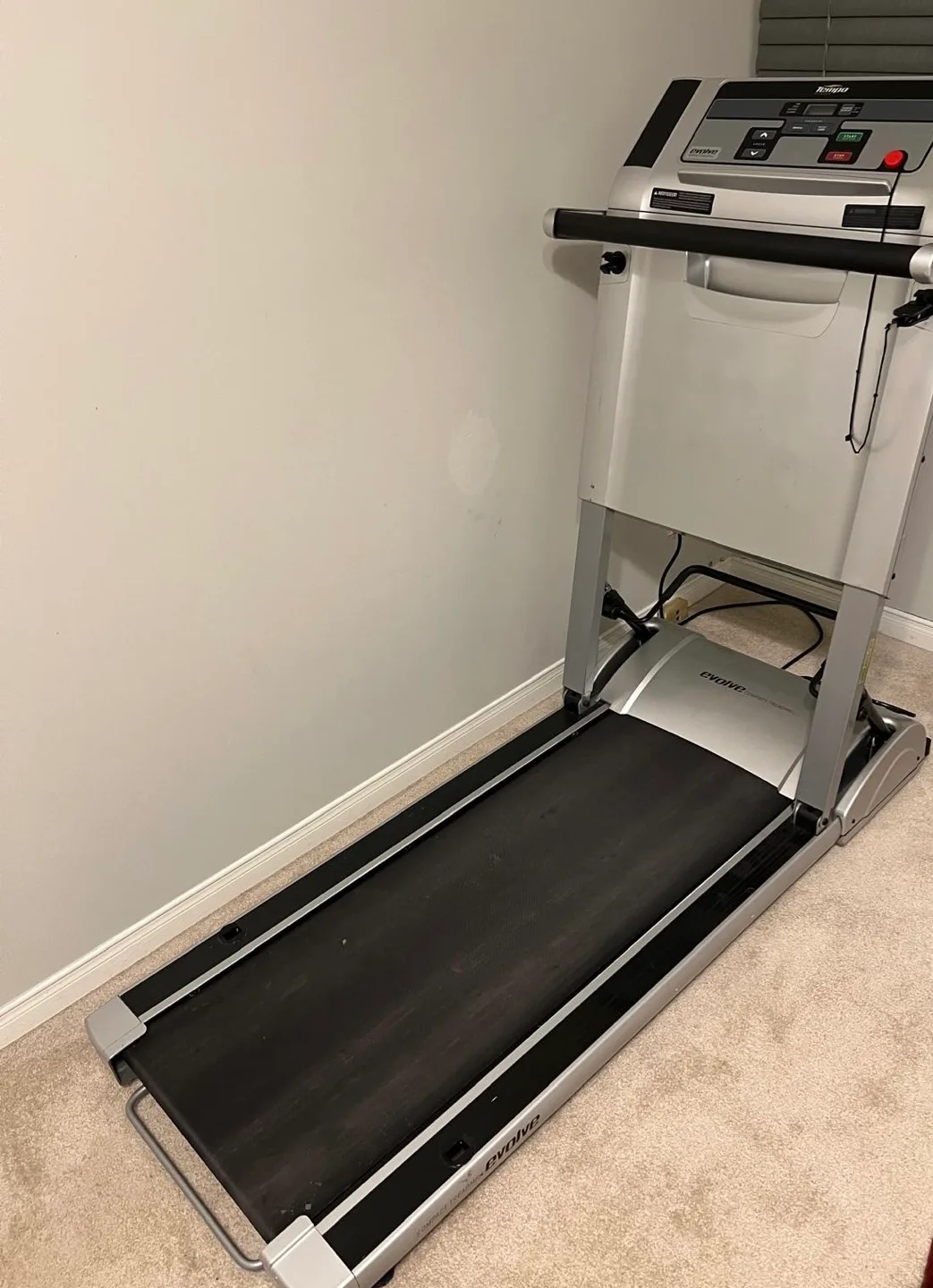 Tempo Evolve Compact Treadmill image indicator(2)