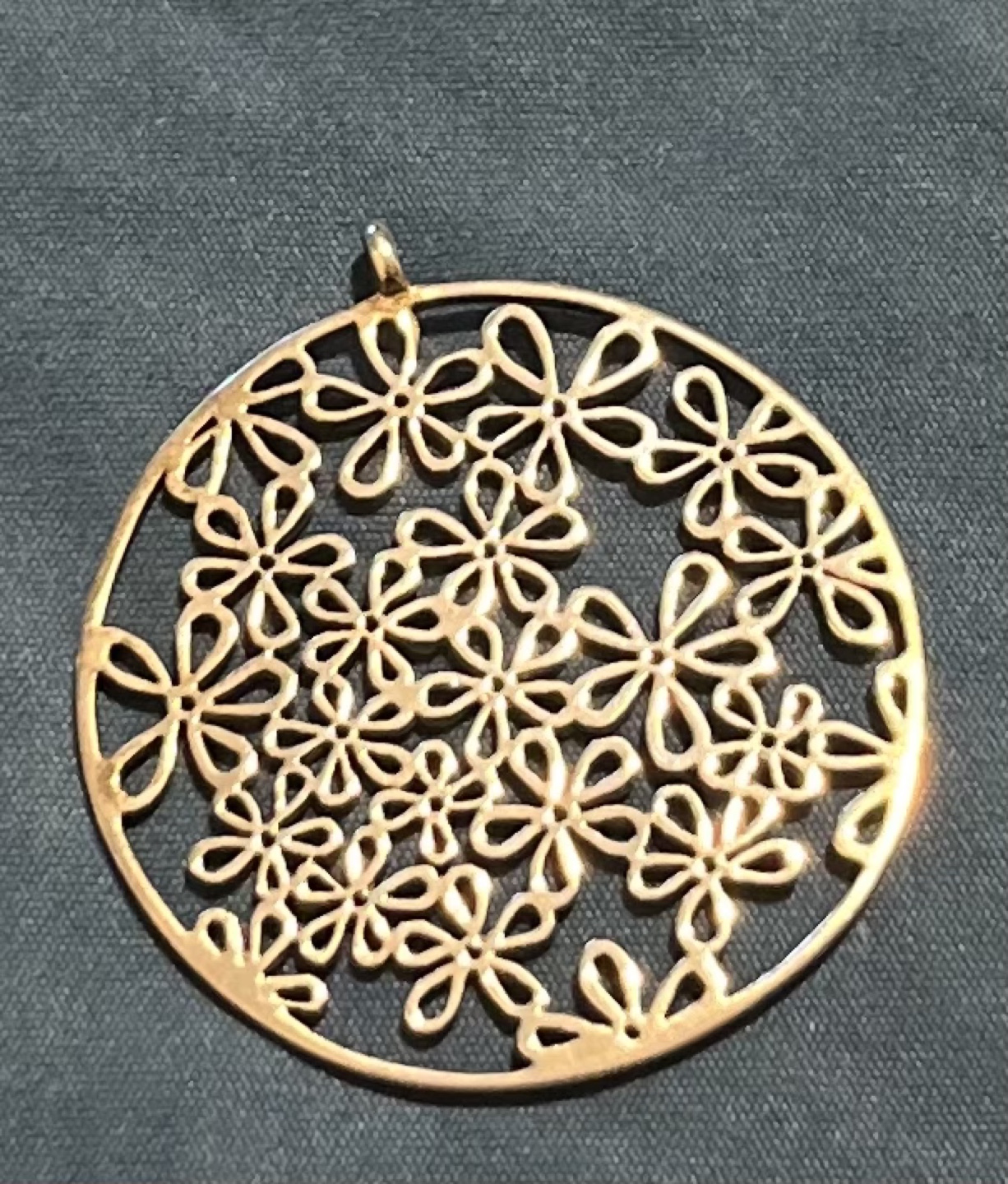 925 Sterling Silver Flower Pendant