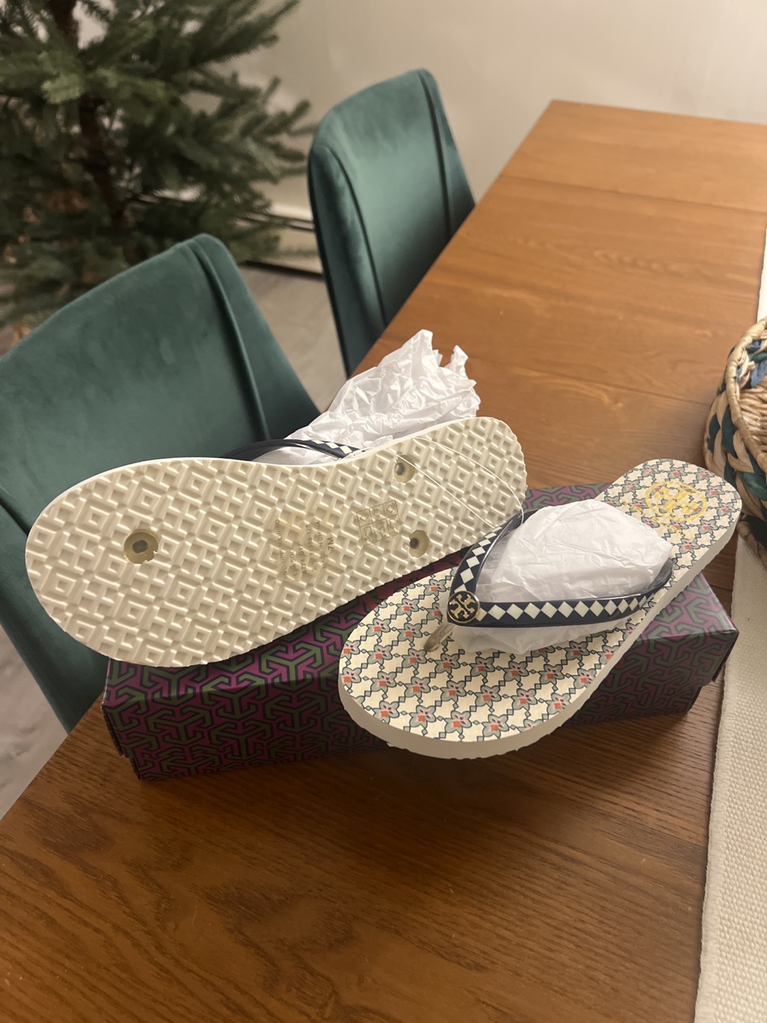 Tory Burch Women's Flip Flops - photo 3