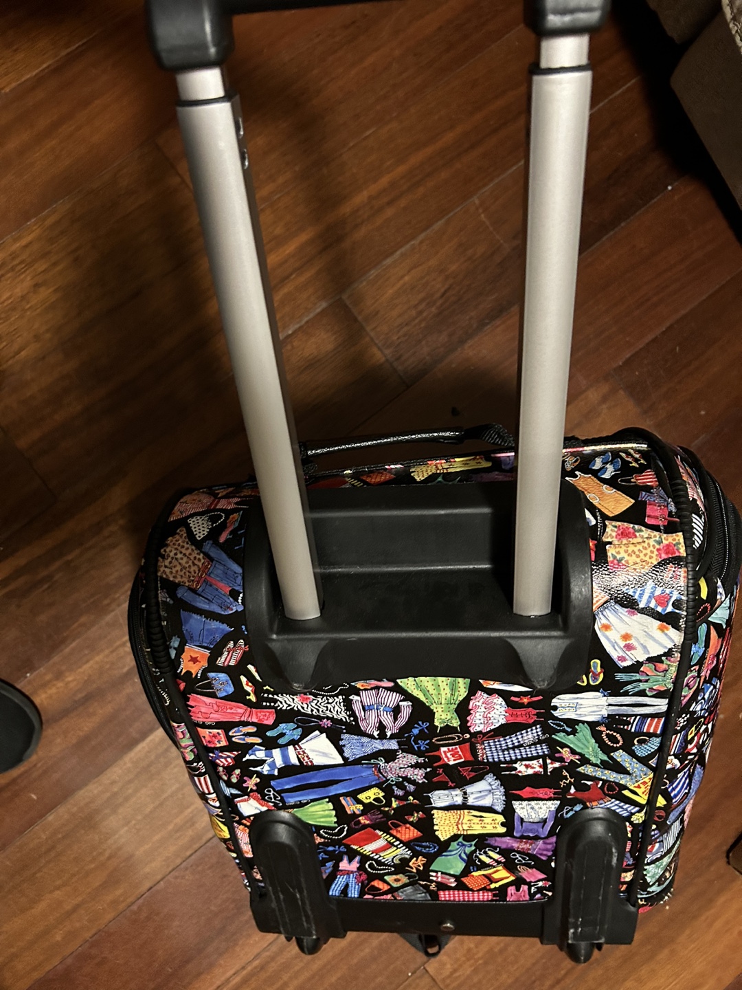 Rolling Luggage Bag with Multiple Pockets