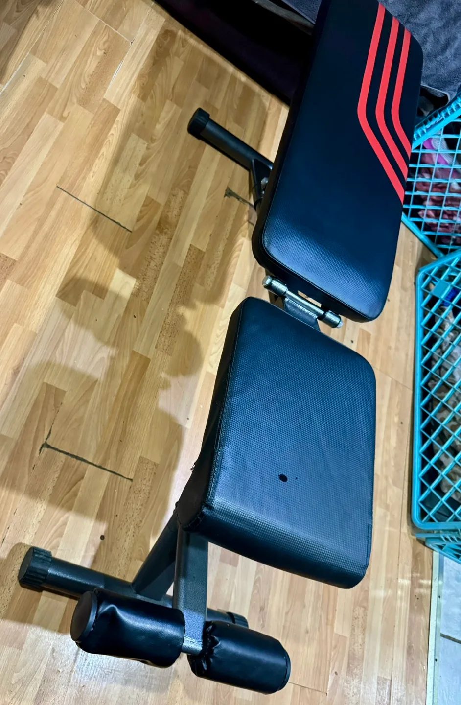 Adjustable Weight Bench image indicator(3)