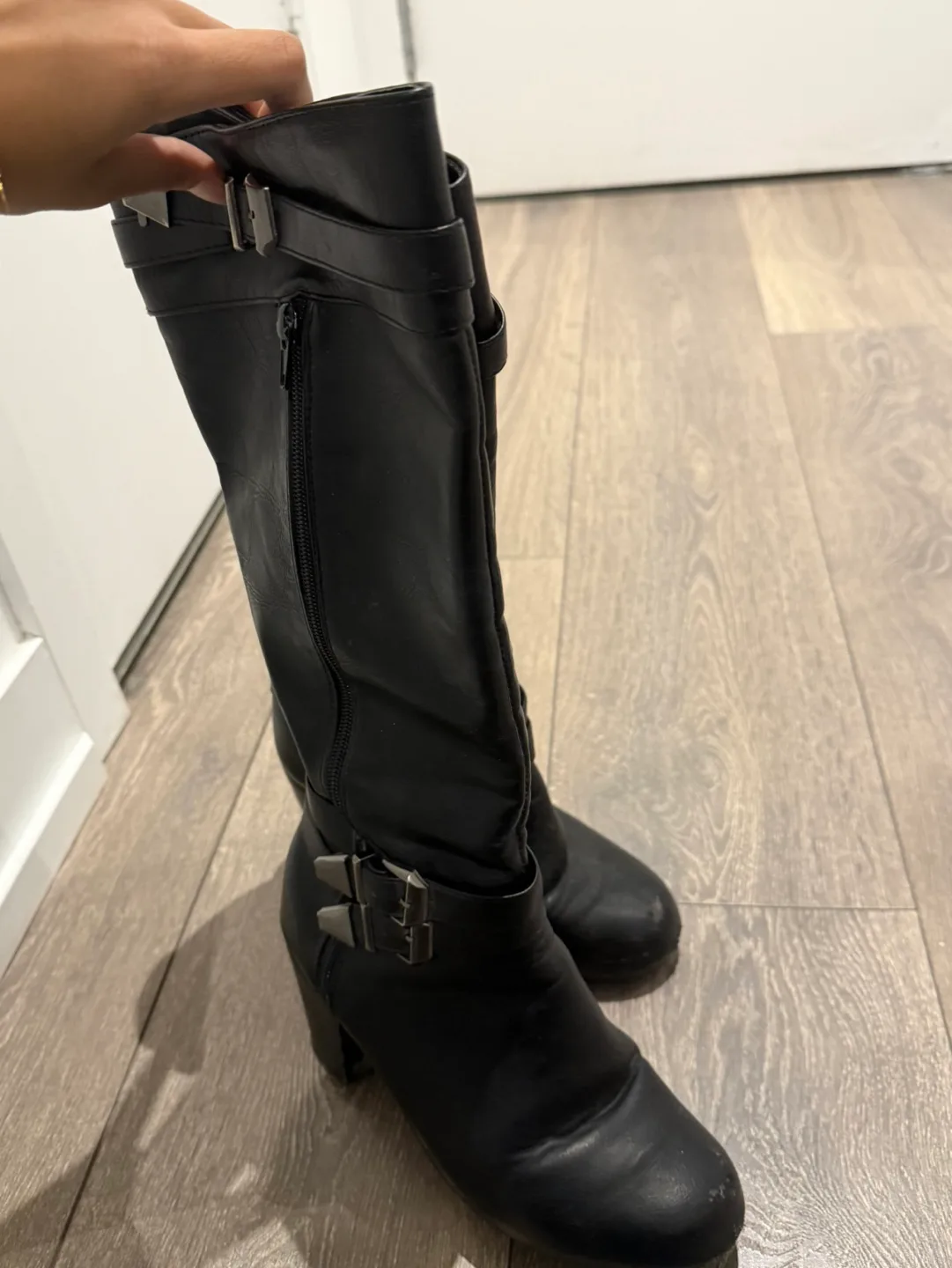 Black Knee-High Boots #freecycle image indicator(2)