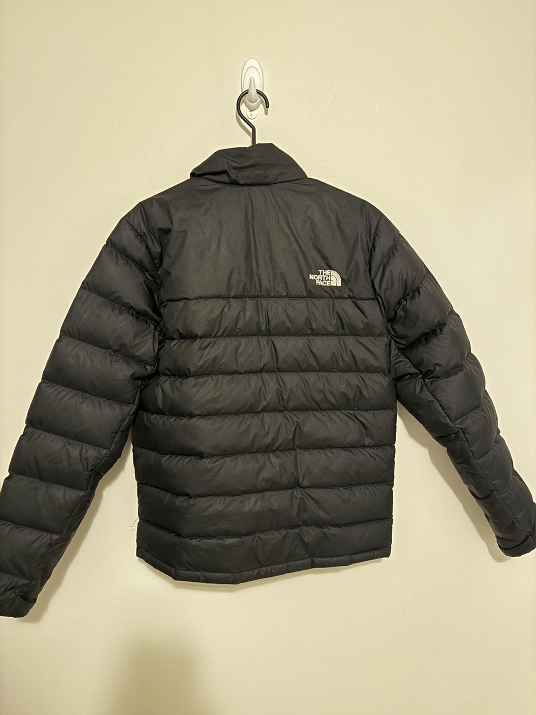 North Face Puffer size small - photo 3