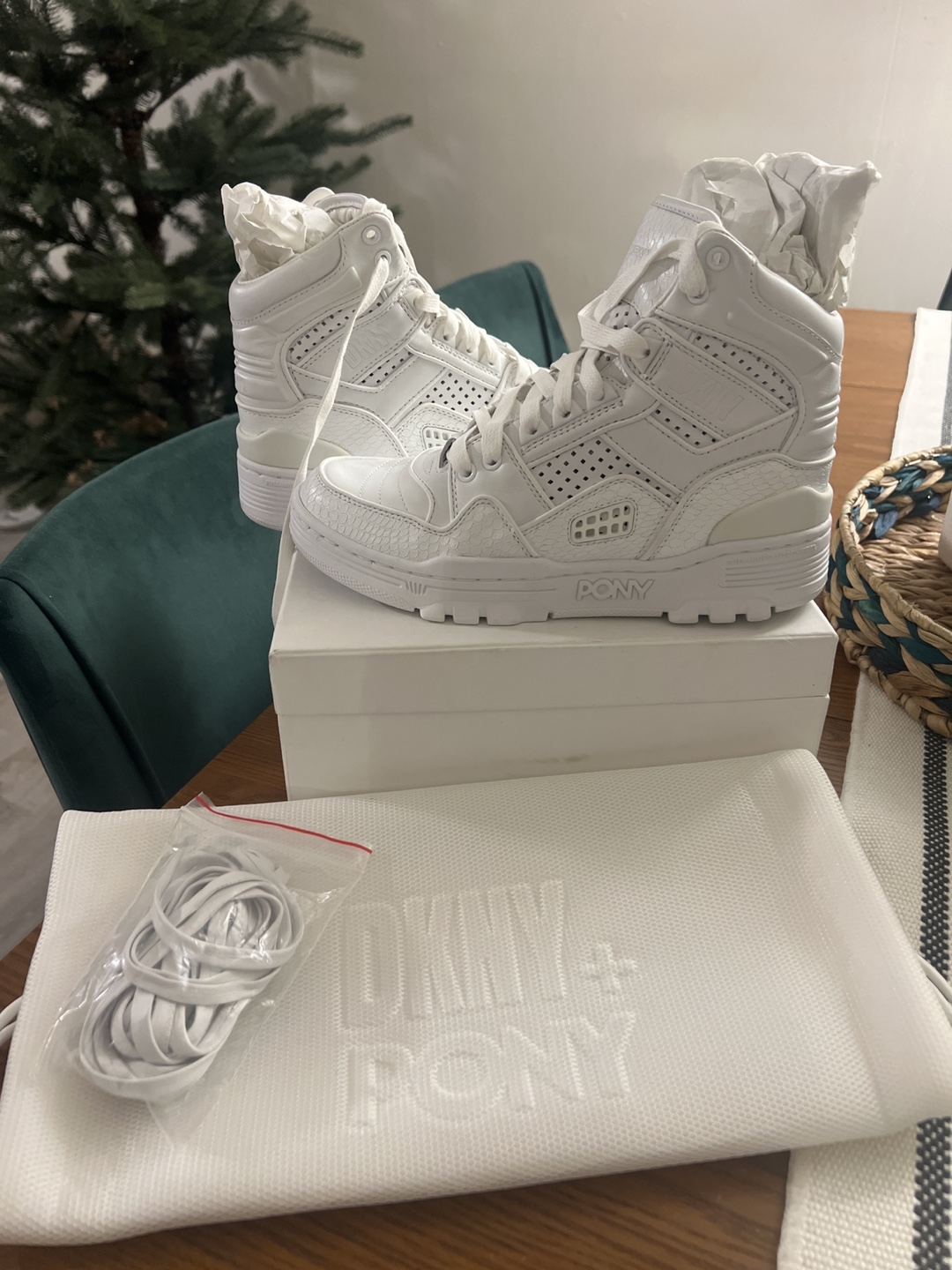DKNY and Pony collaboration  white Sneakers