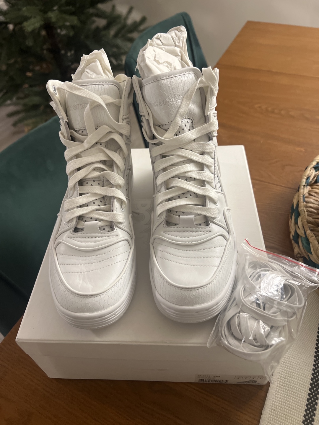 DKNY and Pony collaboration  white Sneakers - photo 5