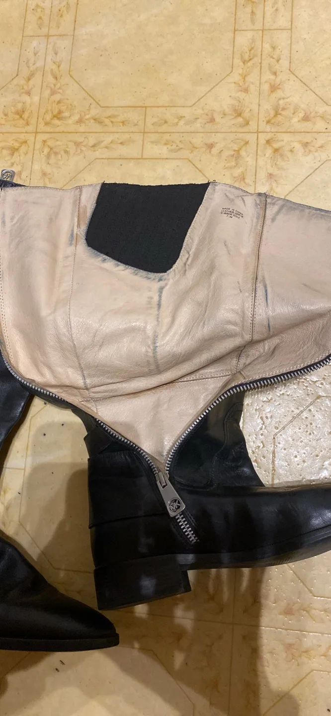 Michael Kors Black Leather Boots image indicator(4)