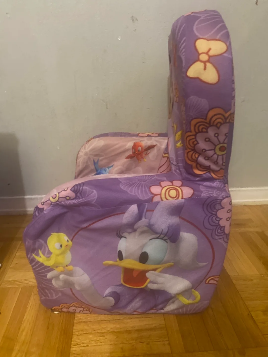 Minnie Mouse Kids Chair image indicator(2)