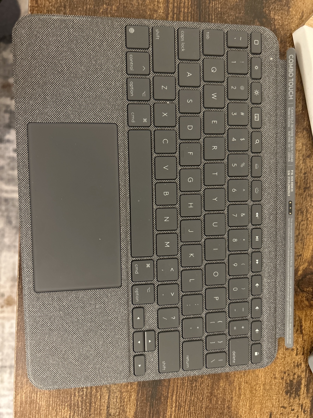 Logitech Combo Touch Keyboard Case for iPad - photo 4