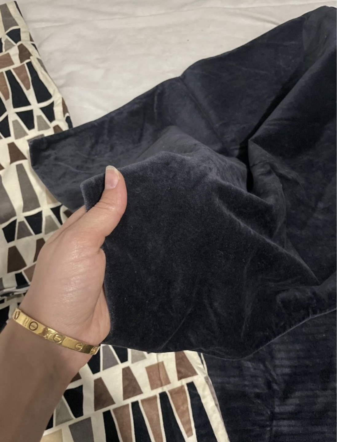 Blackout Curtains pillows and Pillow Covers - photo 4