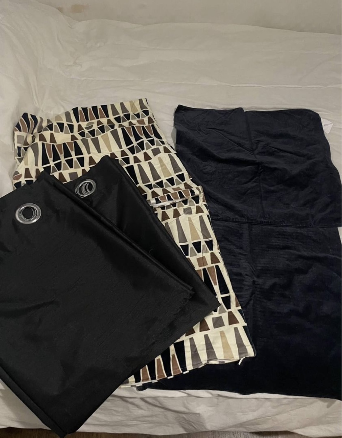 Blackout Curtains pillows and Pillow Covers - photo 2