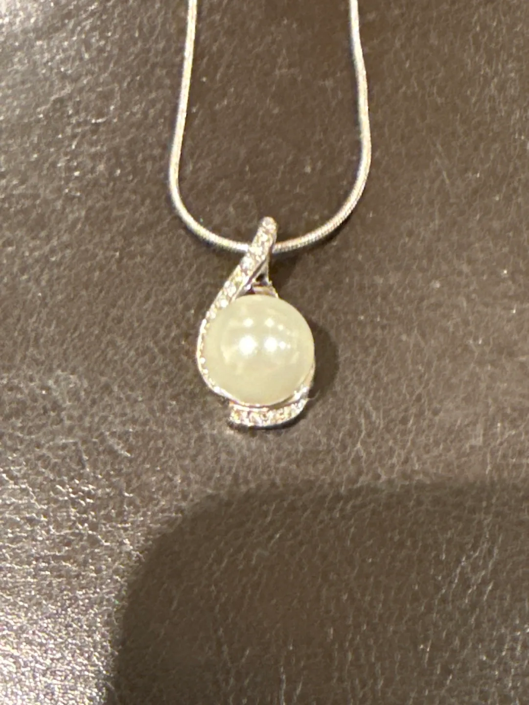 Silver Pearl Necklace image indicator(2)