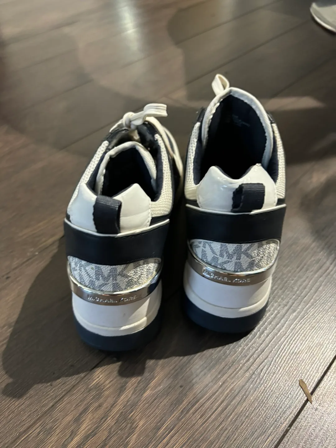 Michael Kors White and Blue Sneakers image indicator(3)