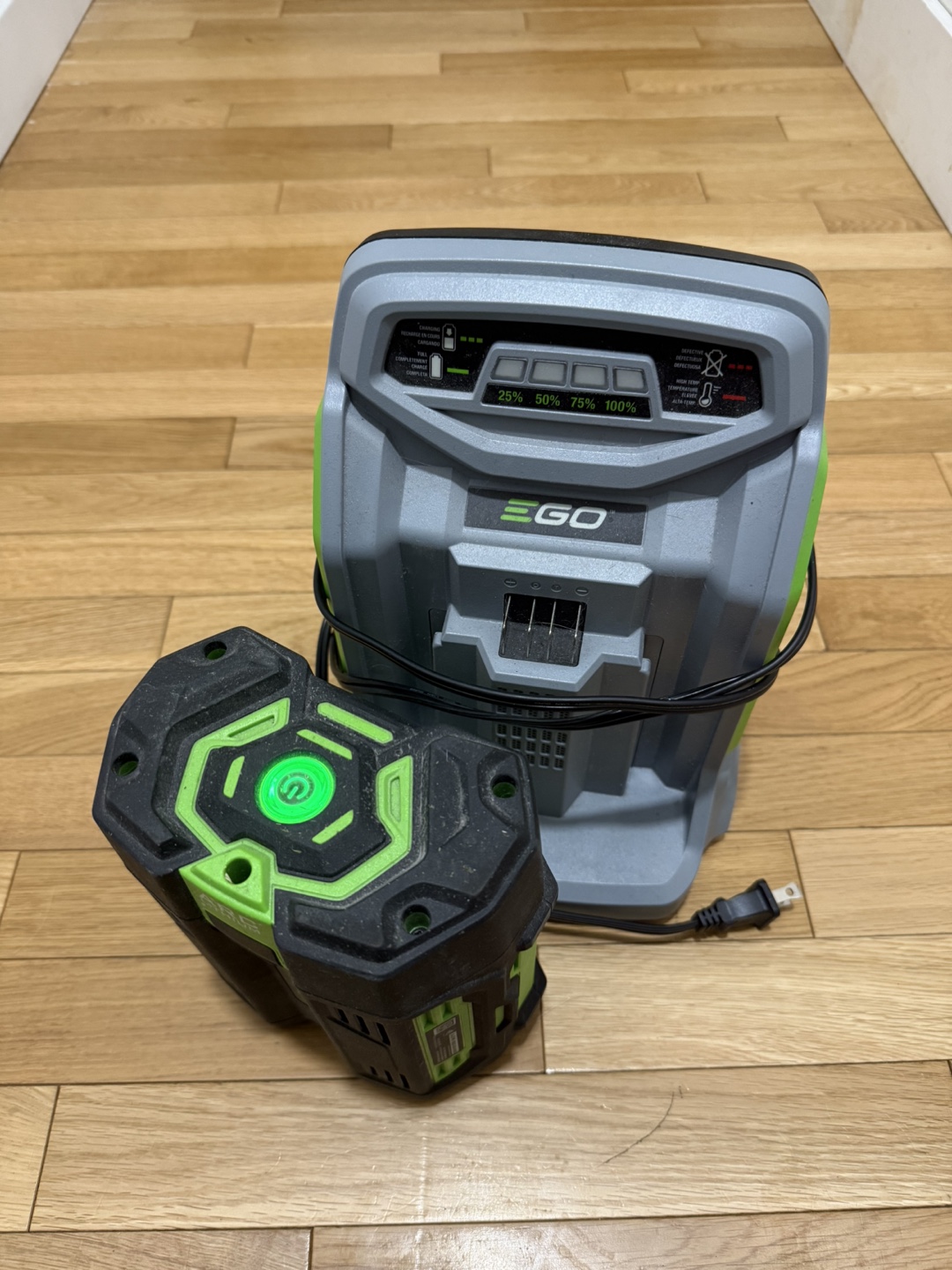 Ego Cordless Snow Blower w/ 1 battery + rapid charger - photo 3