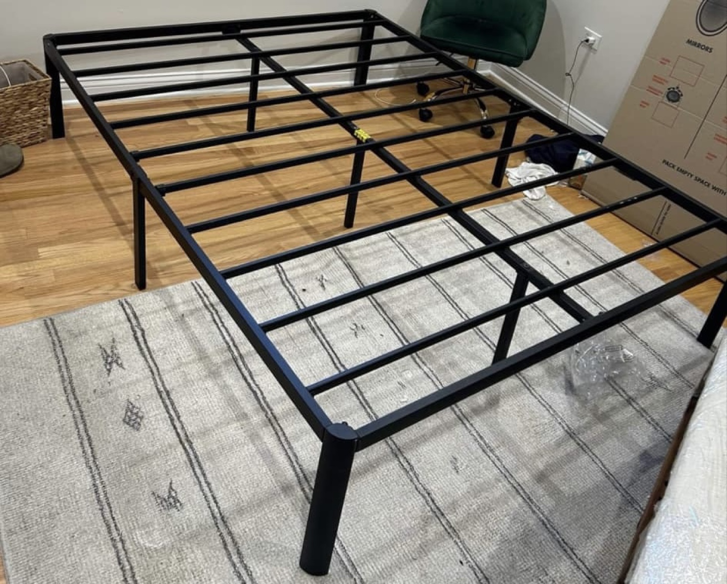 Metal Bed Frame - photo 2