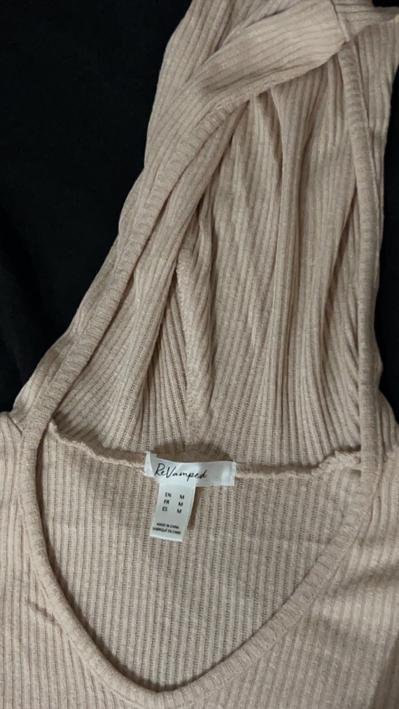 ReVamped Hooded Crop Top and Pants Set - photo 5