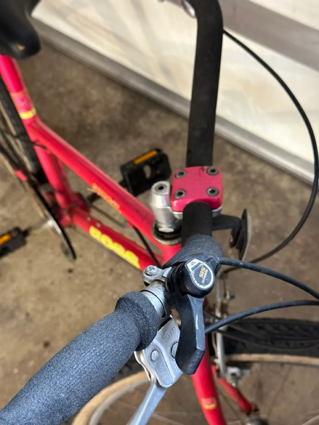 Vintage Ross 26” Cruiser Bicycle image indicator(4)