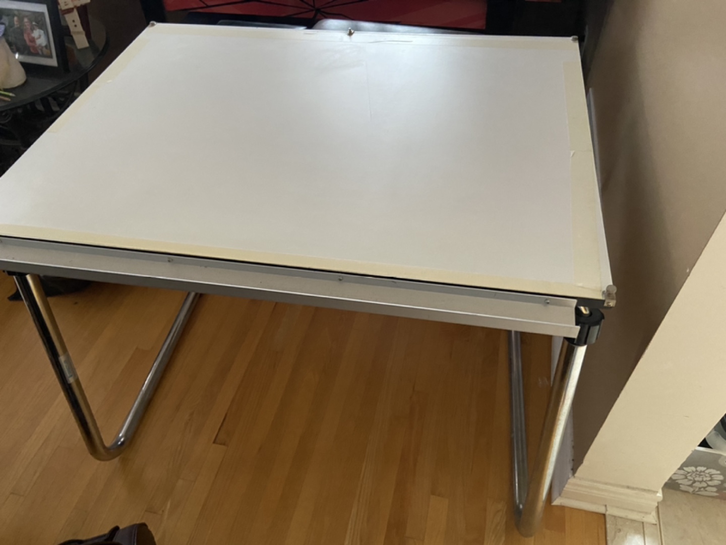 Crafting hobby table