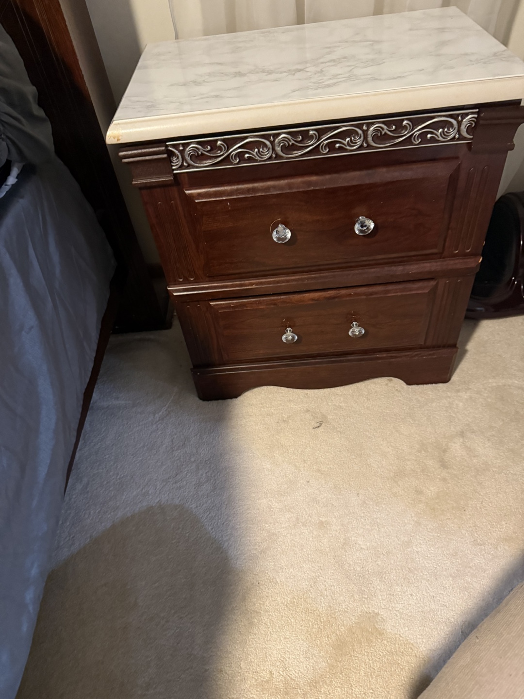 King Size Bedroom Set - photo 3