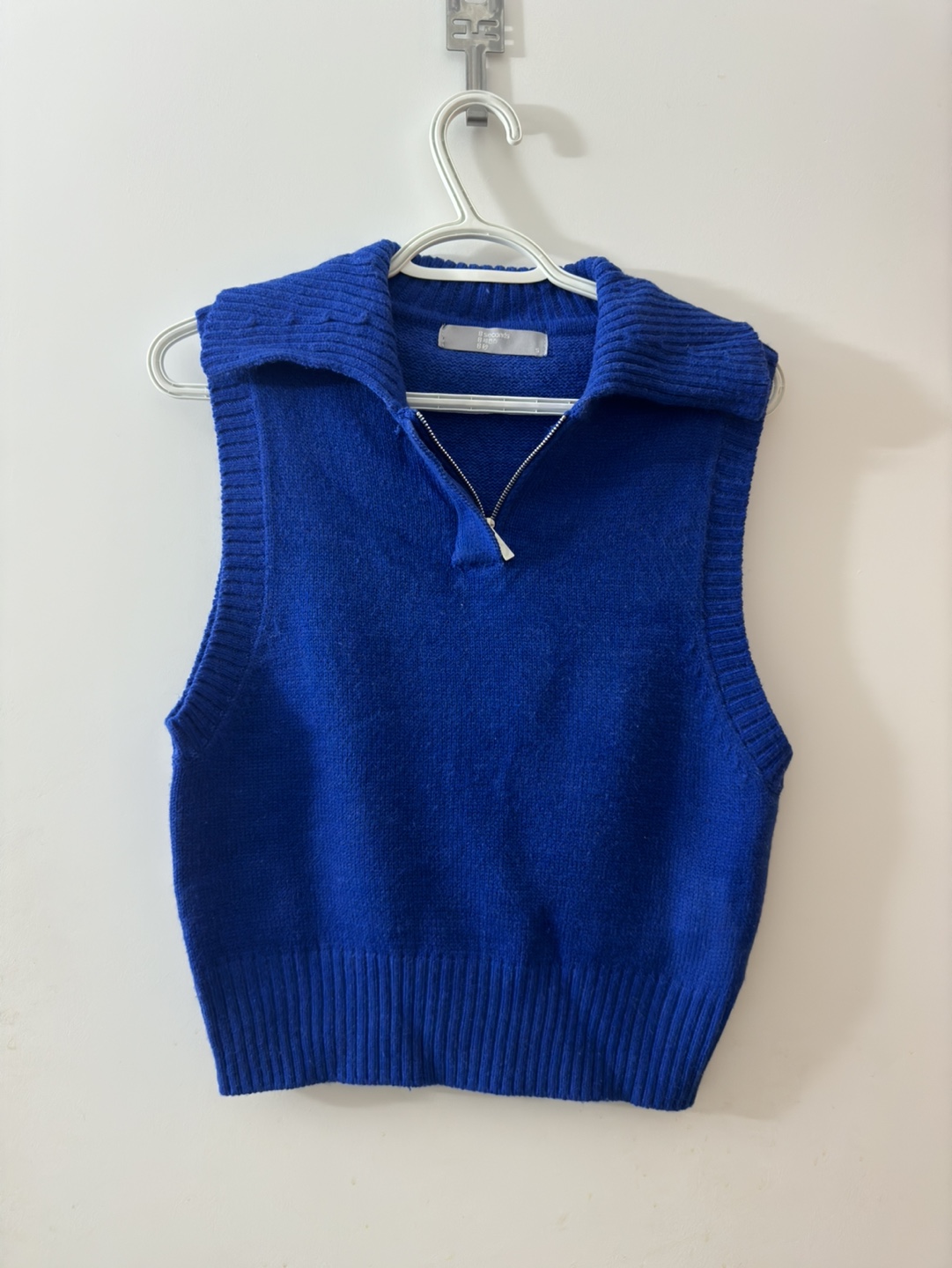 Blue Knitted Sleeveless Sweater Vest