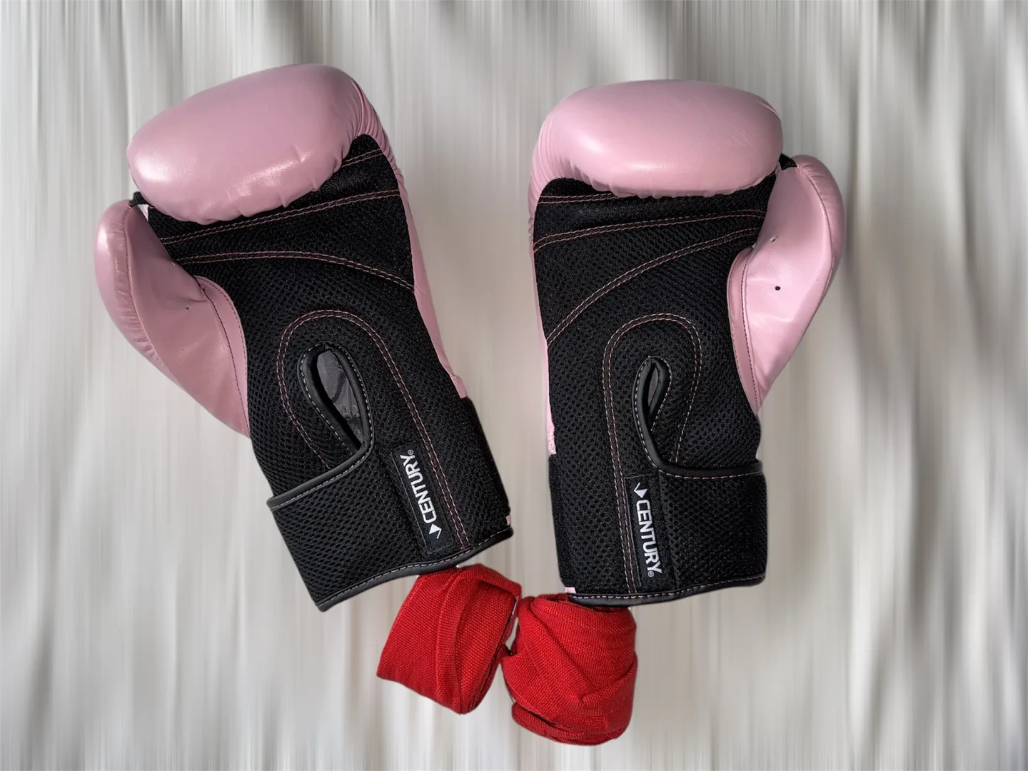 Pink Century Boxing Gloves image indicator(2)