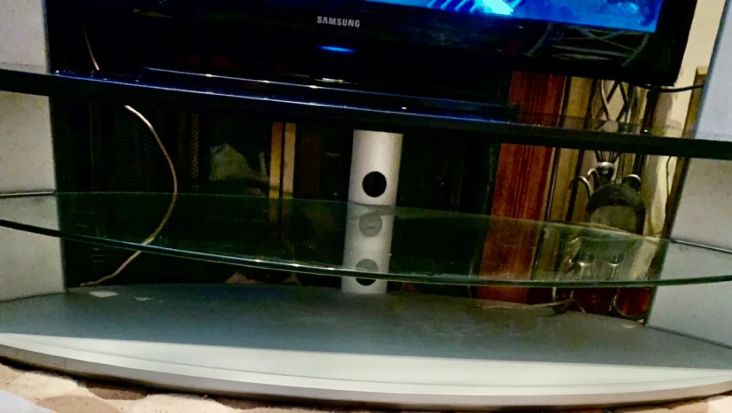 TV Stand with 3 shelves, Curved Glass , can 🚚 image indicator(4)