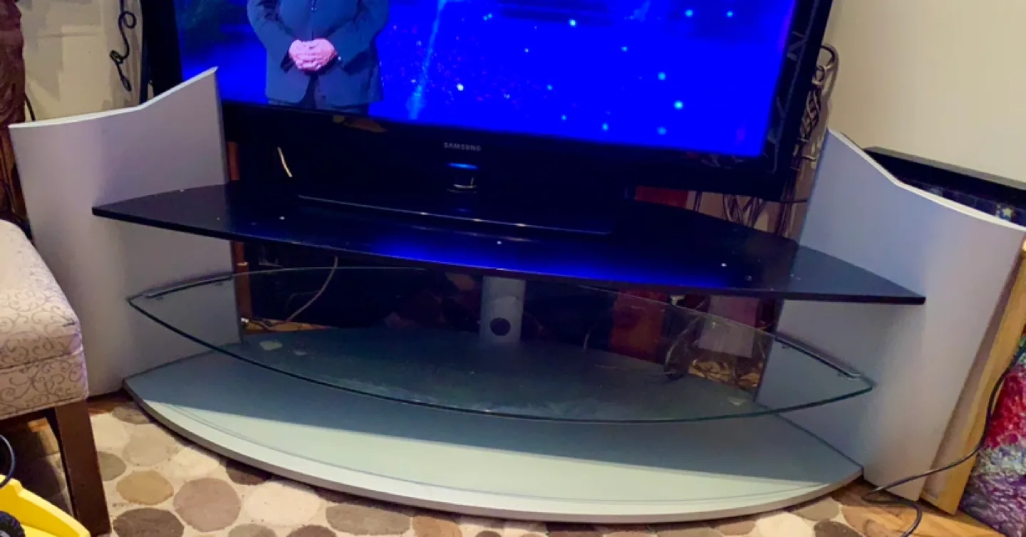 TV Stand with 3 shelves, Curved Glass , can 🚚 image indicator(2)