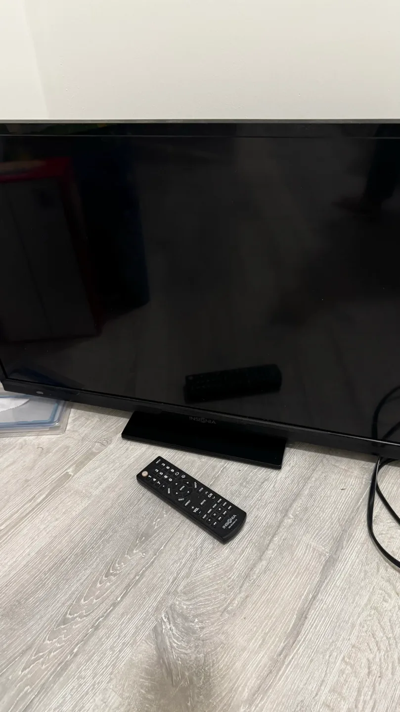 Insignia TV Screen thumbnail