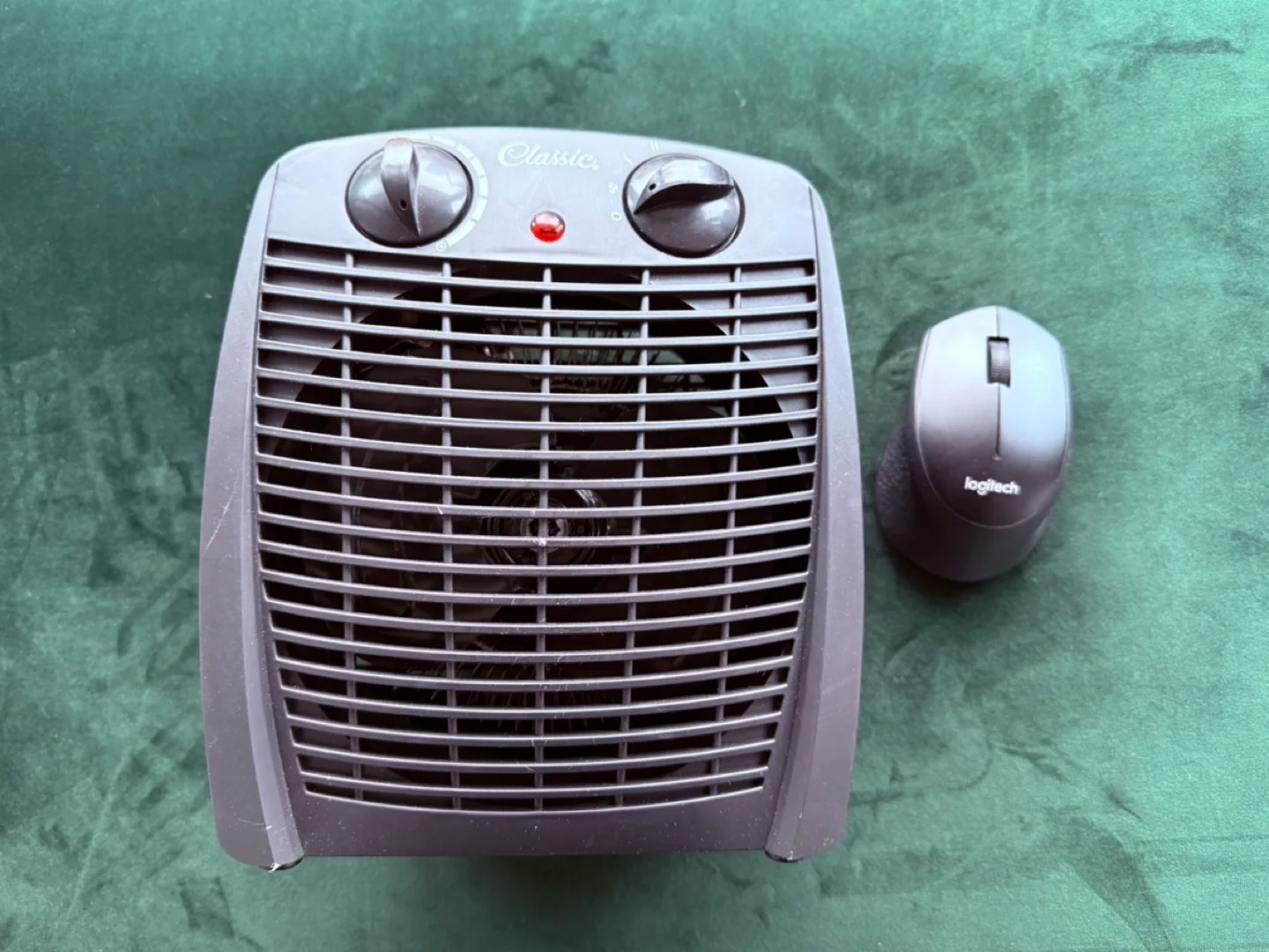 Small Classic Electric Space Heater thumbnail