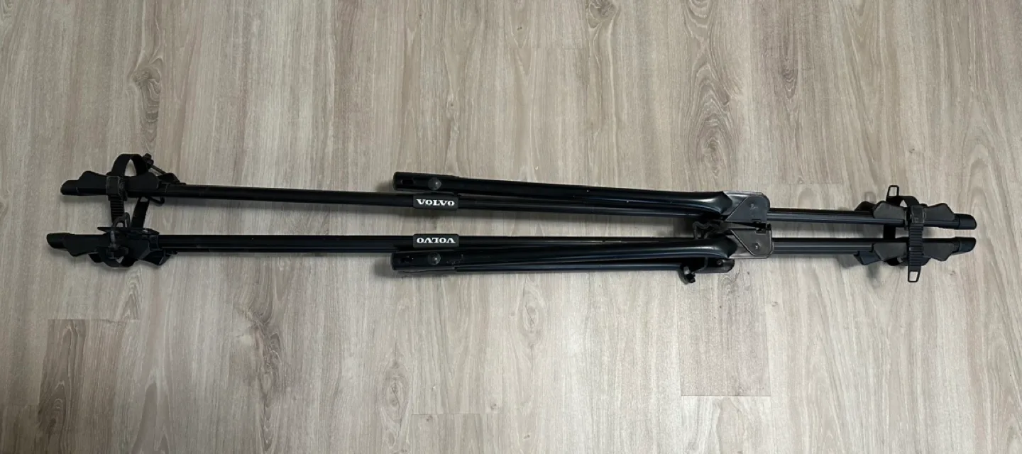 Volvo Upright Roof Bike Rack image indicator(2)