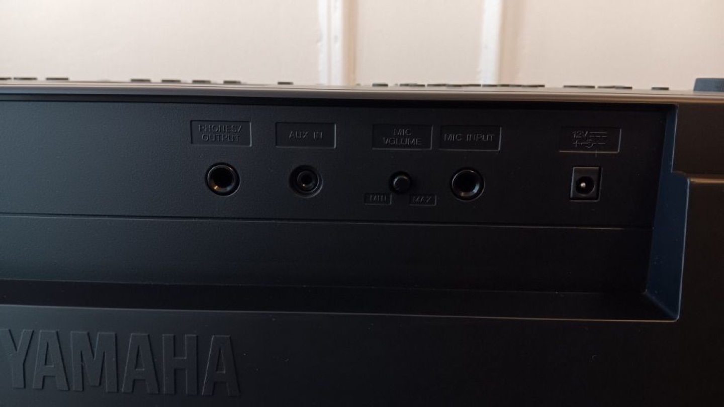 YAMAHA DGX660 88-Key Weighted Digital Piano - photo 3