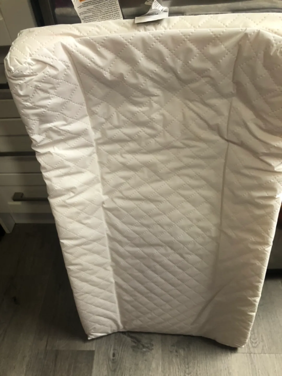 Kidicomfort Waterproof baby Changing Pad - White #freecycle image indicator(3)