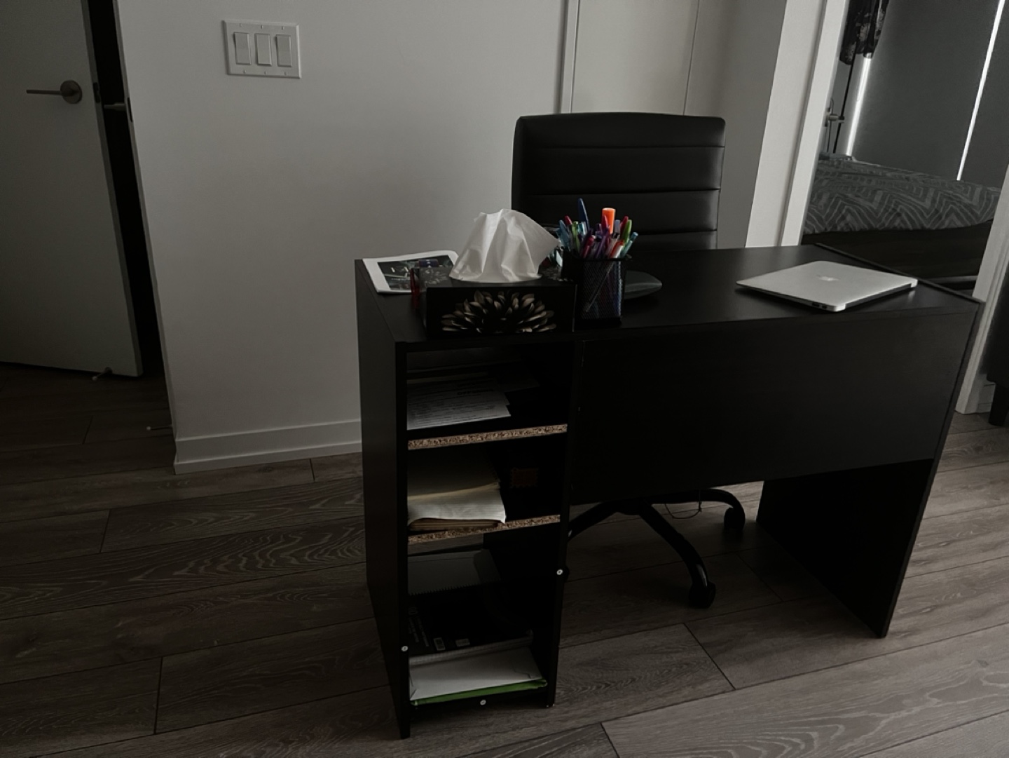 Black Office Chair and Table. 2 for 1 price - photo 3