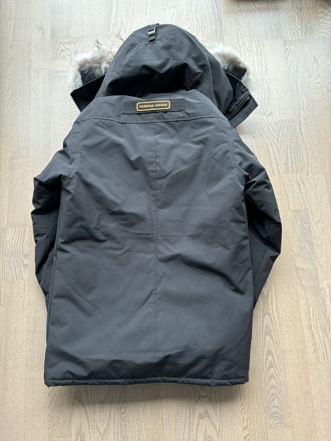 Brand New Men’s M Black Canada Goose Chateau Parka - photo 2