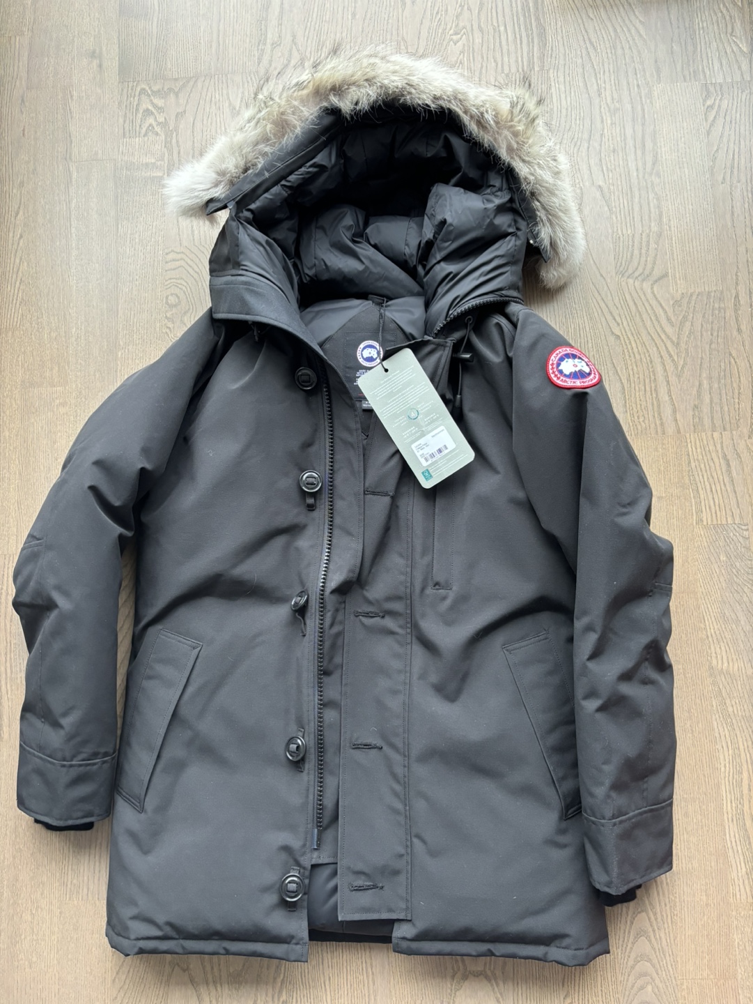 Brand New Men’s M Black Canada Goose Chateau Parka