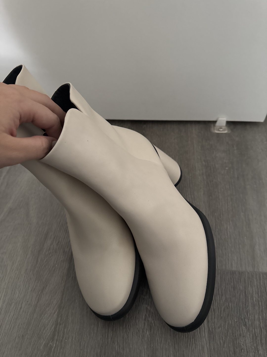 ECCO White Leather Ankle Boots