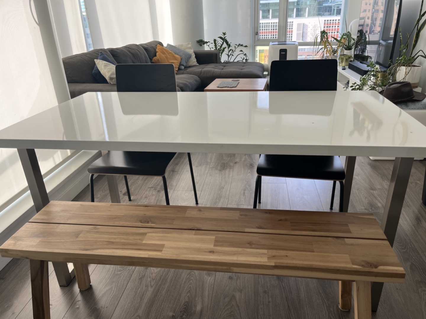 White Dining Table - photo 3