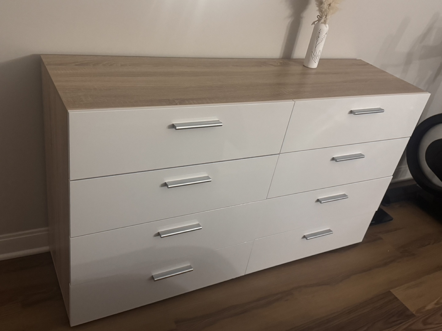 White 8- Drawer Dresser