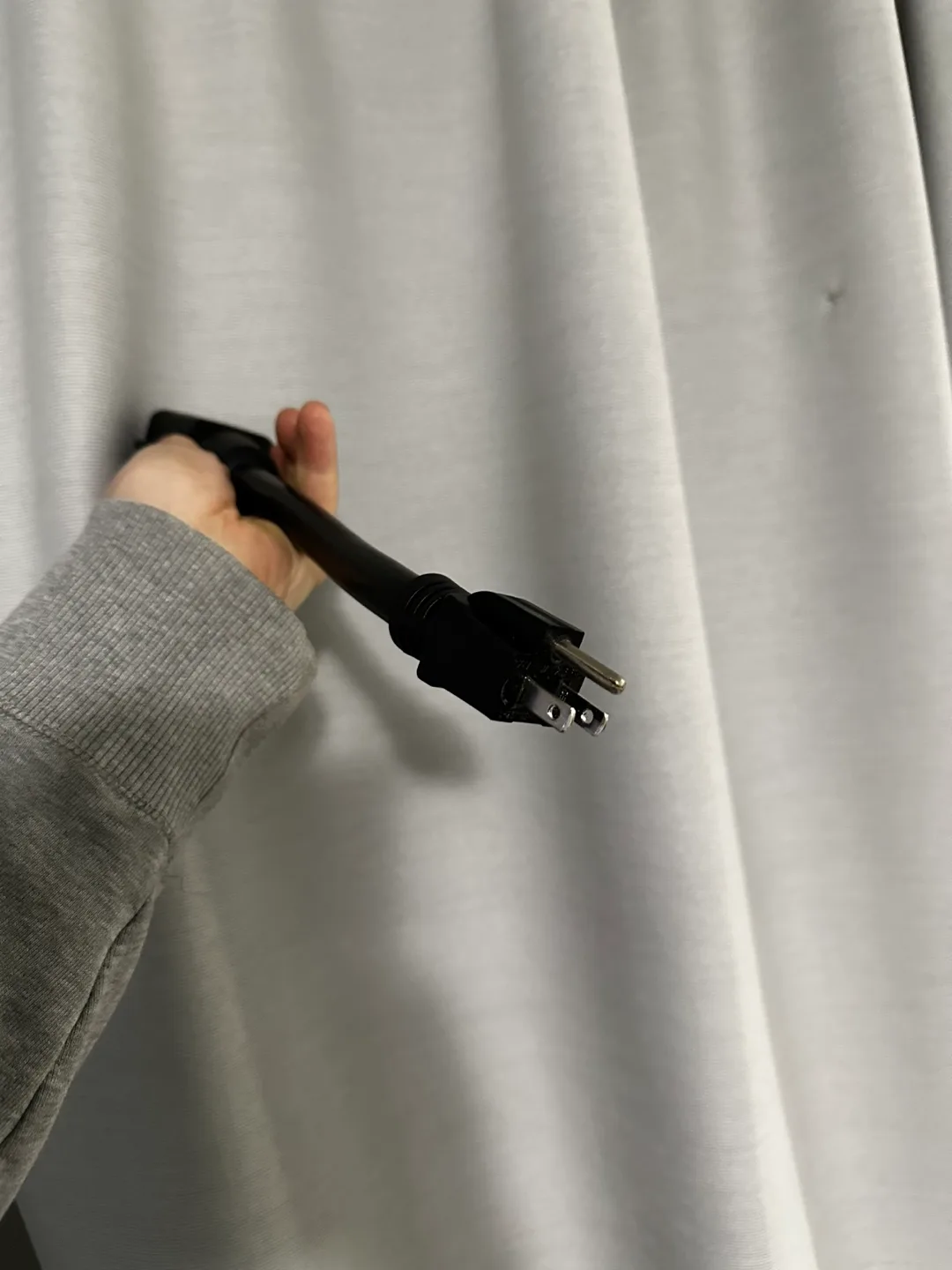 15 Amp 125 Volt Electrical Adaptor image indicator(2)