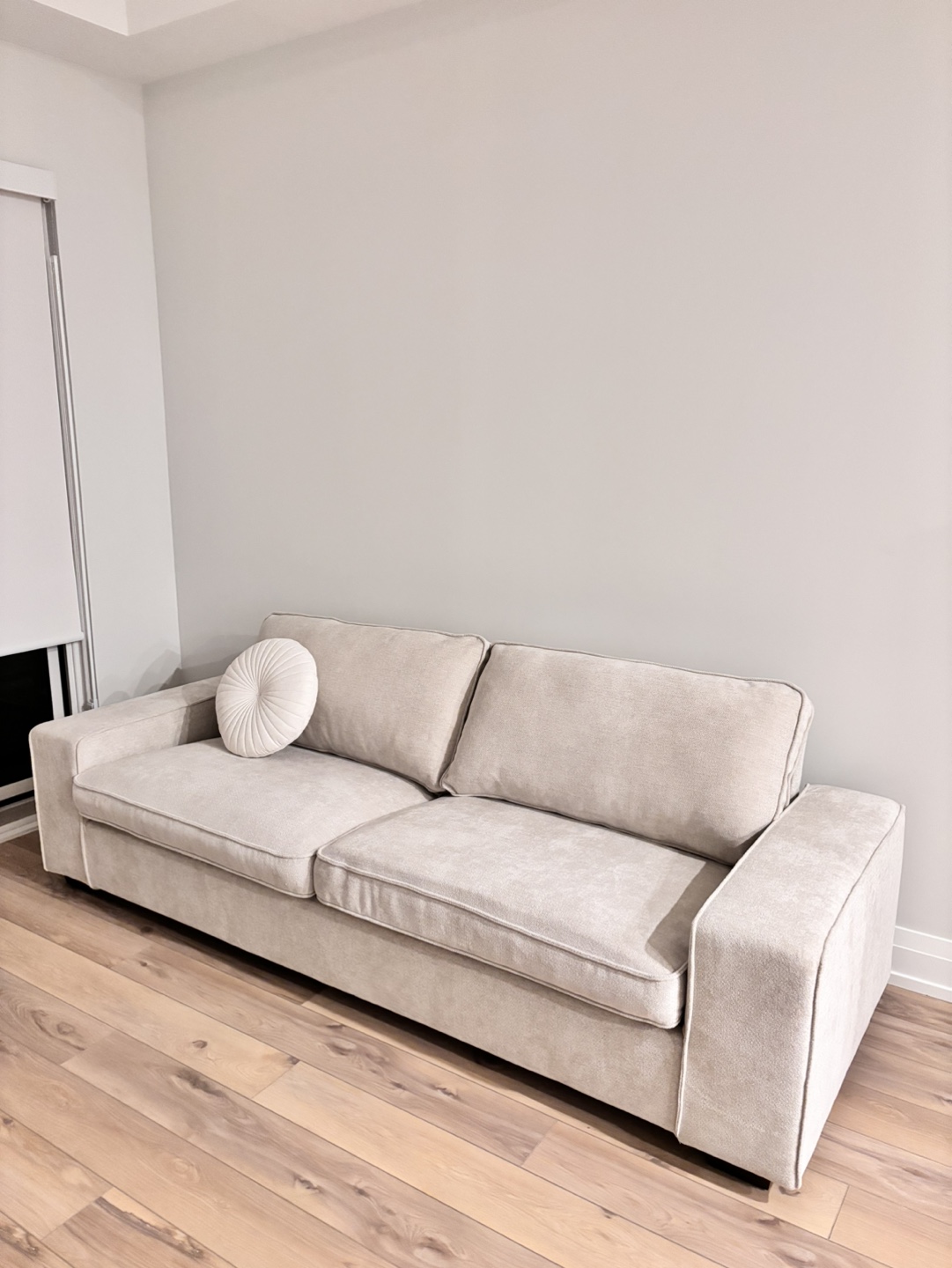 Beige Fabric Sofa - photo 3