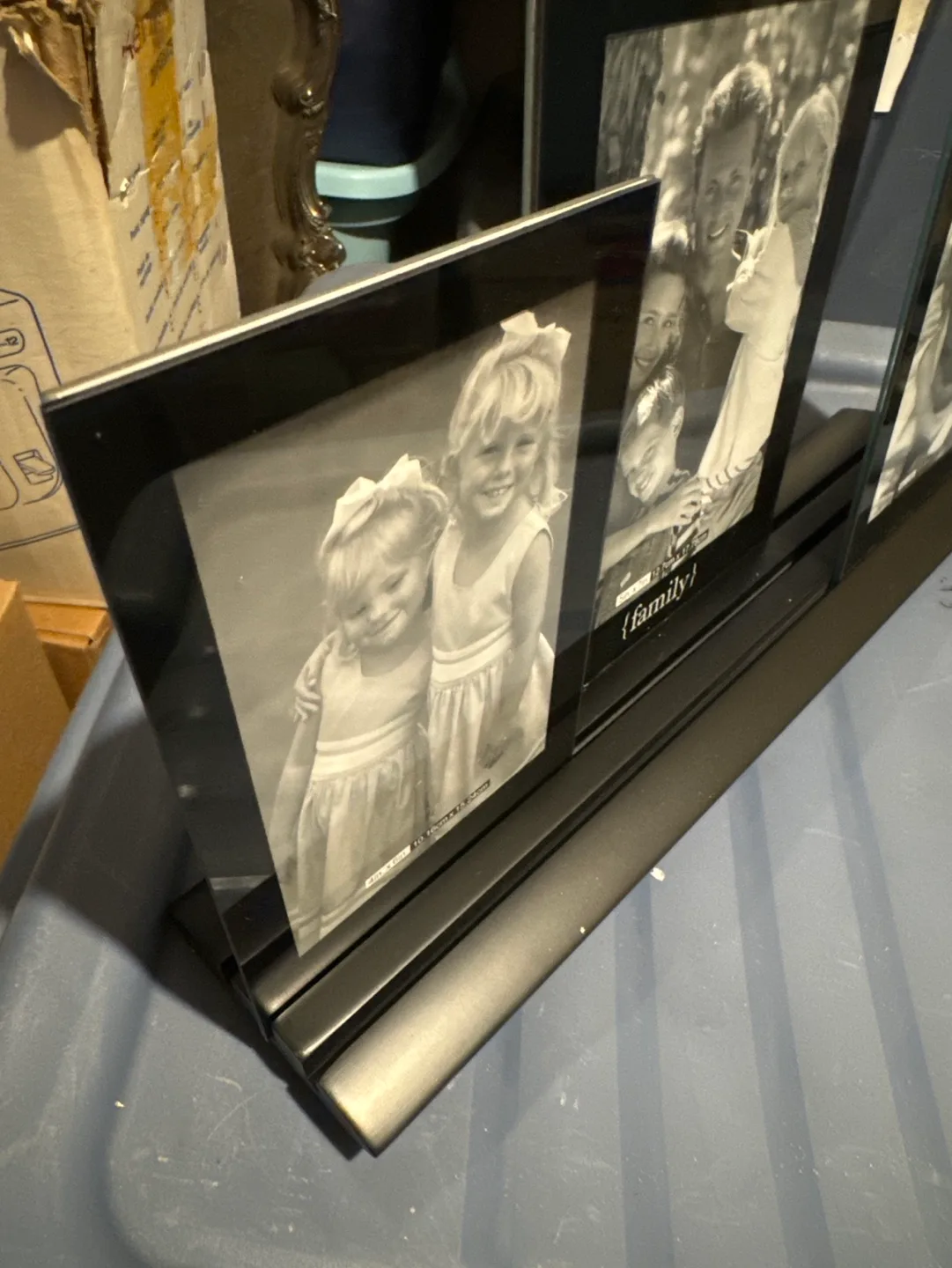 Triple Picture Frame image indicator(2)