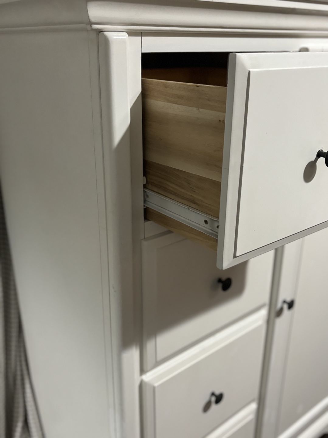 White kids dresser / armoire - photo 4