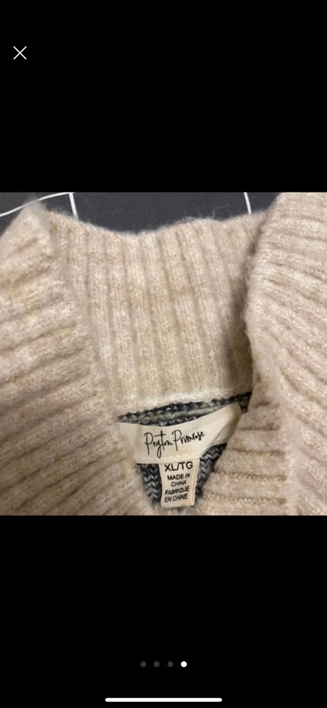 Super warm Floral Sweater image indicator(3)