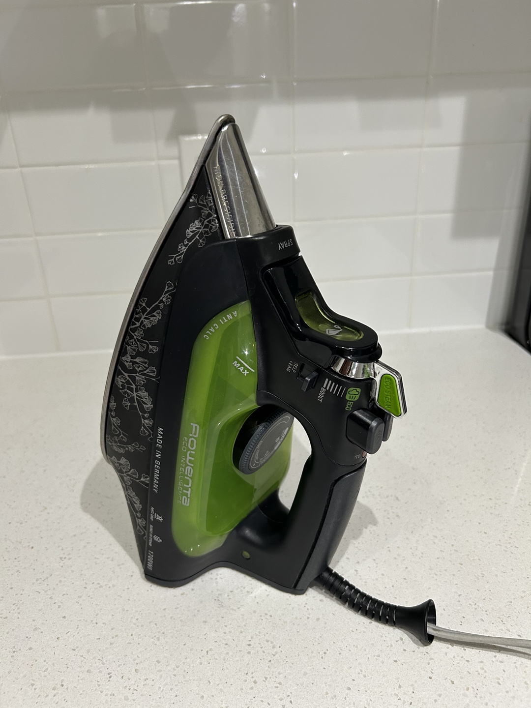 Steam Iron Rowenta Eco IntelliSteam Iron