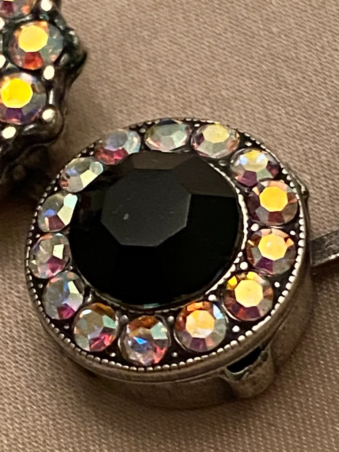 Mariana Handcrafted Crystal Necklace image indicator(6)