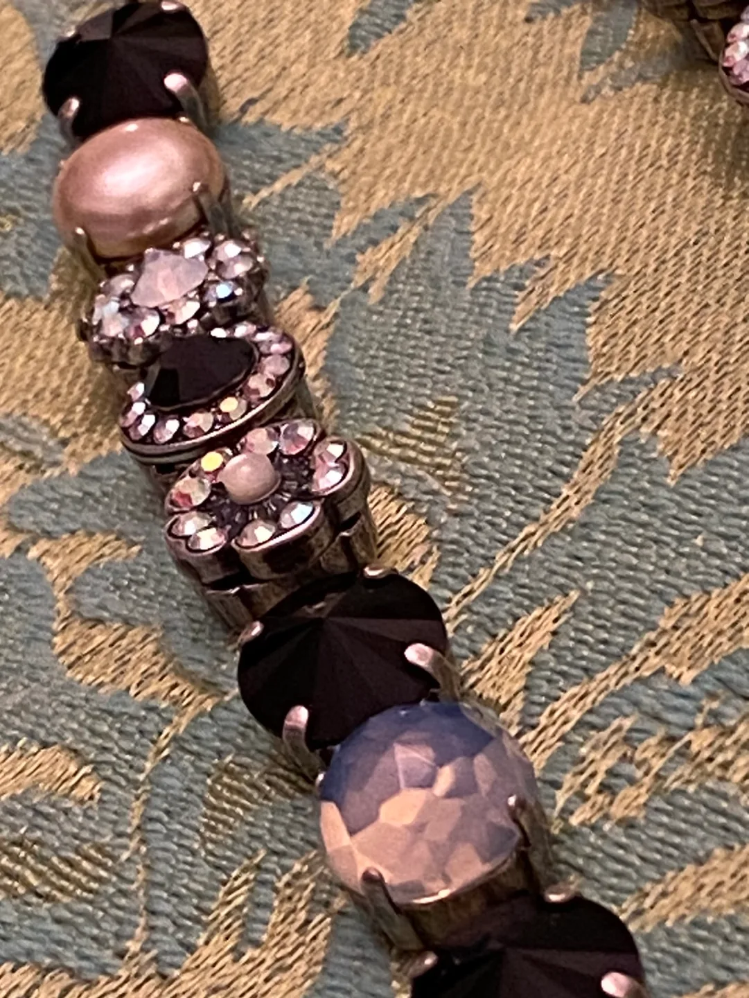 Mariana Handcrafted Crystal Necklace image indicator(4)