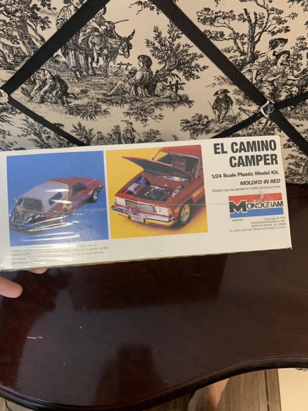 Monogram 1/24 Scale El Camino Camper Plastic Model Kit - photo 3