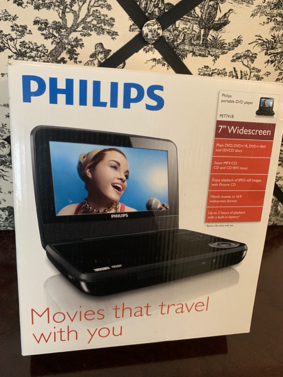 Philips 7" Widescreen Portable DVD Player - photo 3